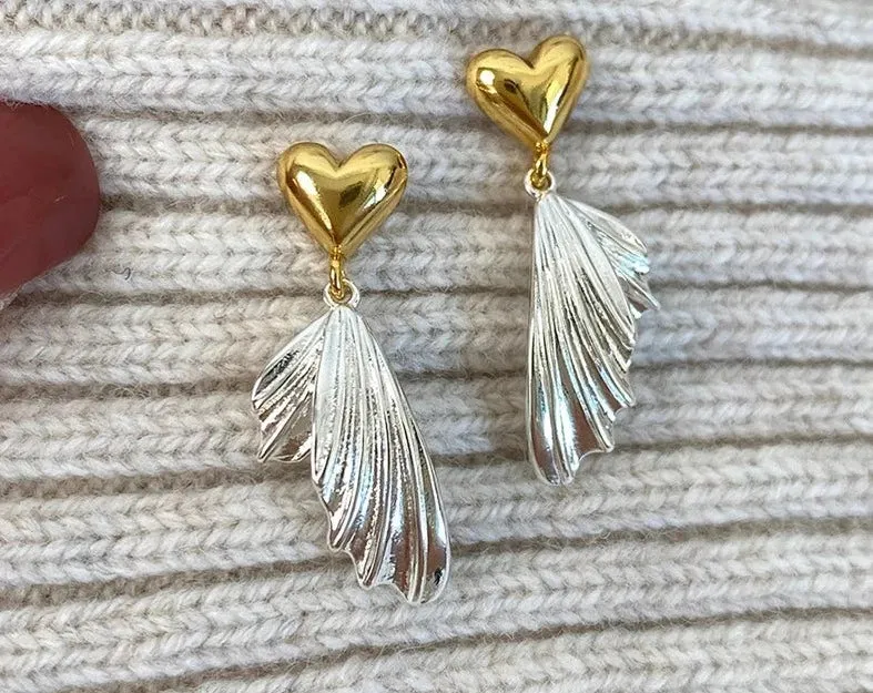 Heart Shape Classic Earrings