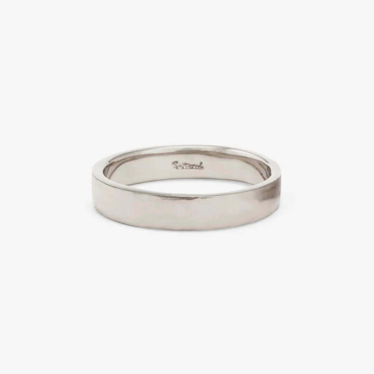 MR0107 | 4.2mm Signature Hammered Band