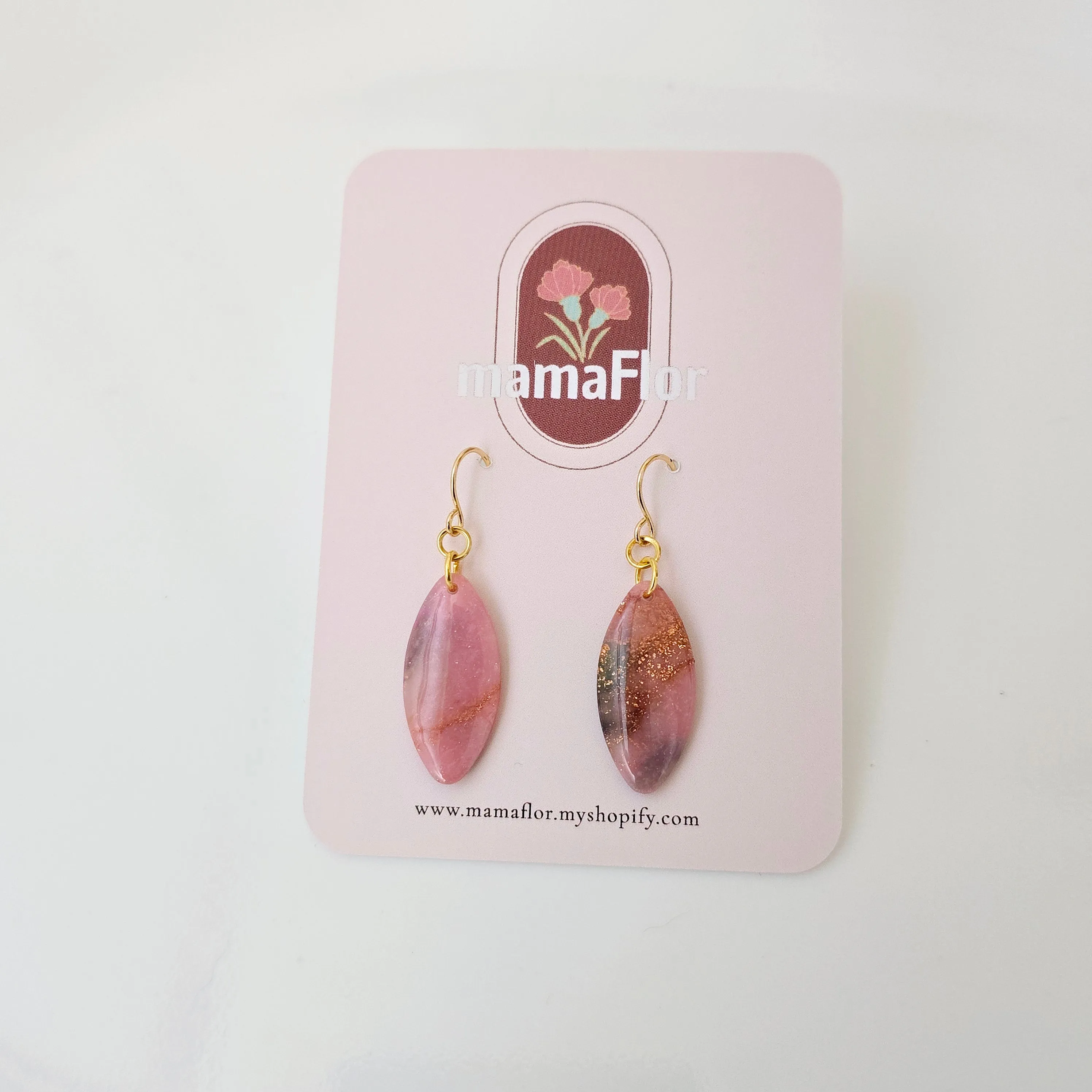 Ollie Dangle Earrings in marbled pinks