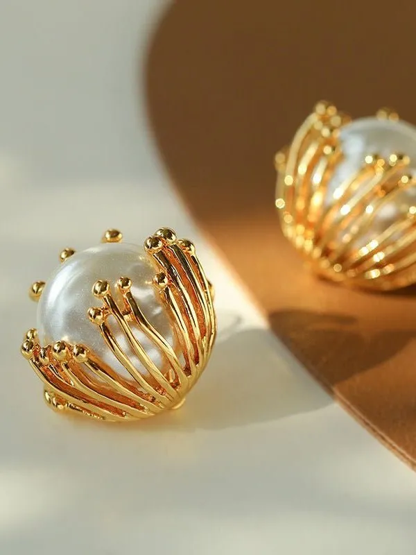 Stamen Baroque Pearls Earrings