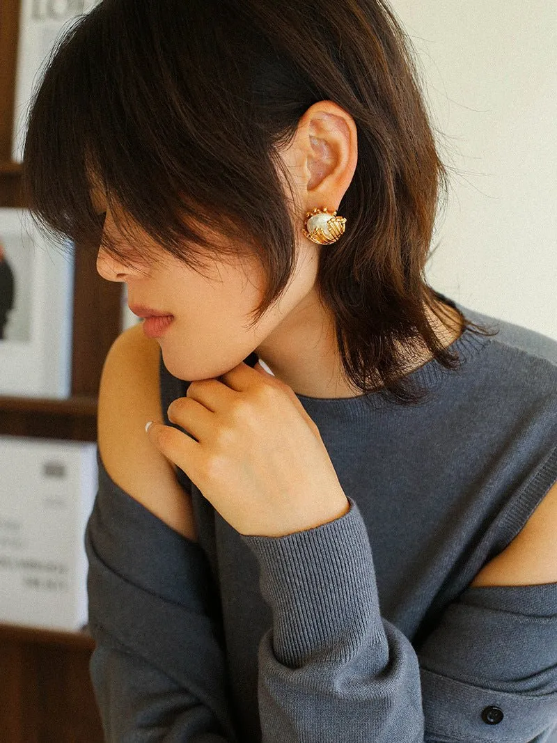 Stamen Baroque Pearls Earrings